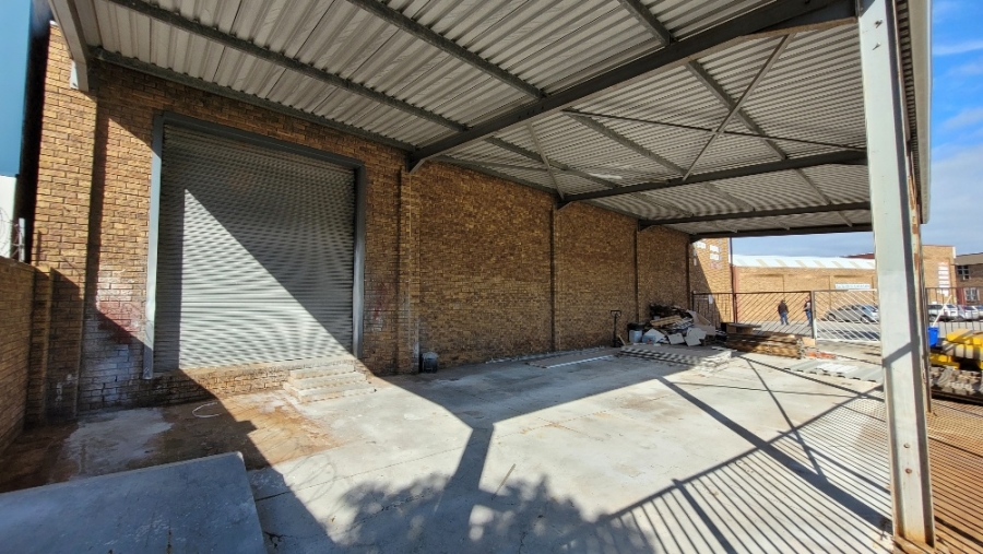 To Let Commercial Property for Rent in Montague Gardens Western Cape